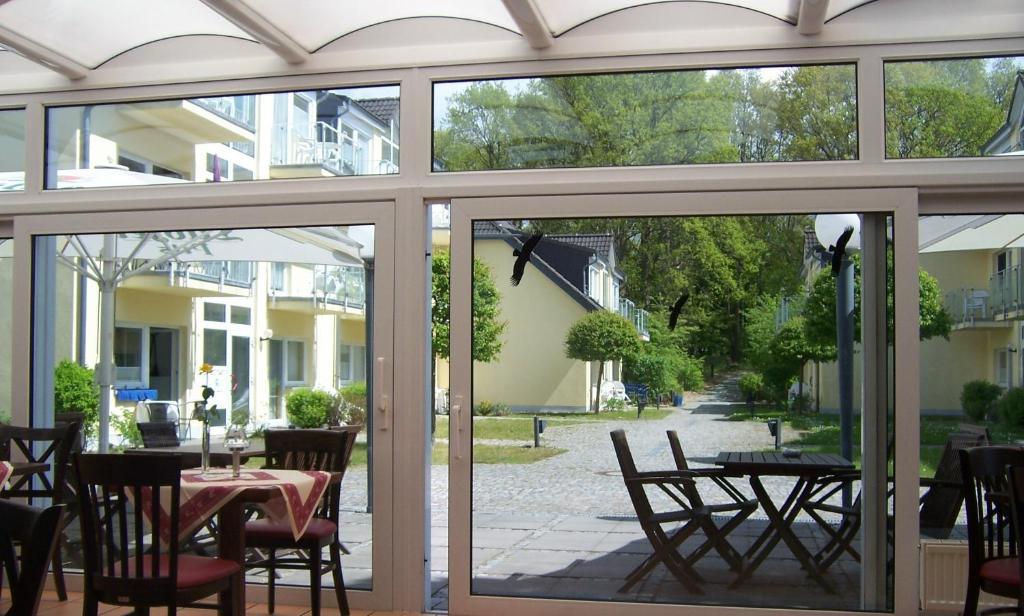 Strandhotel Eldena Goehren  Exterior photo